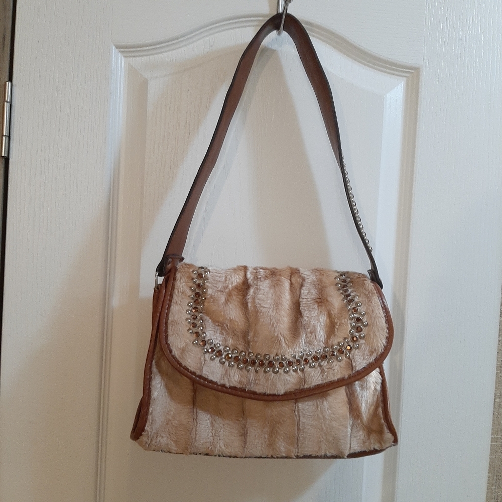 🛍Read Desc 1st Raviani Faux Fur Rhinestone Embellished Shoulder Purse